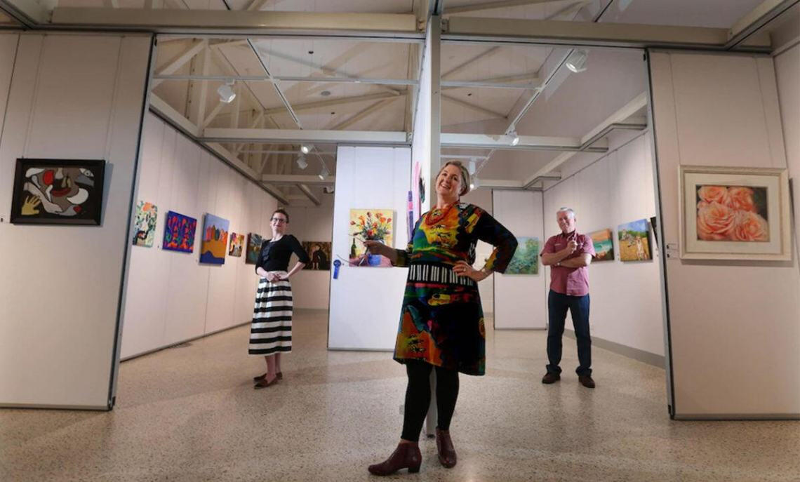 Home resort-style Home resort style